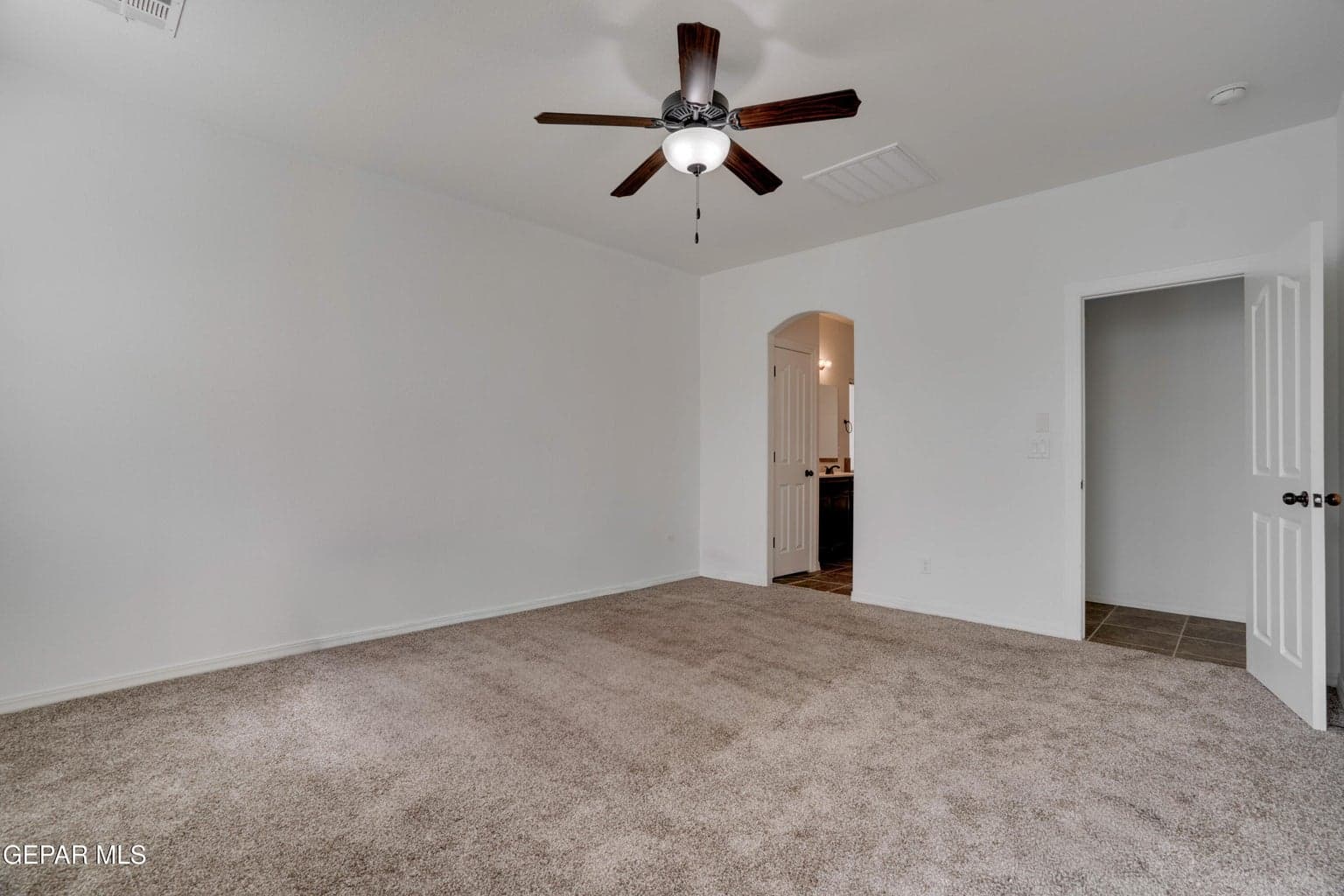 paseo rosannie EMPTY-5