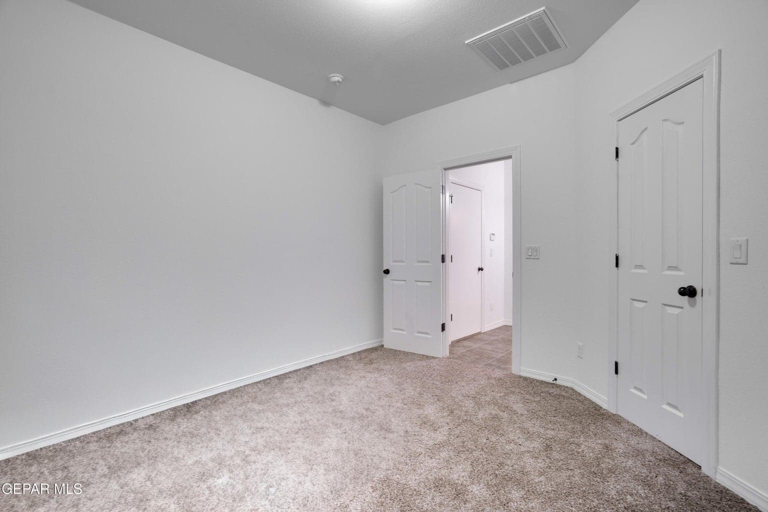 paseo rosannie EMPTY-7