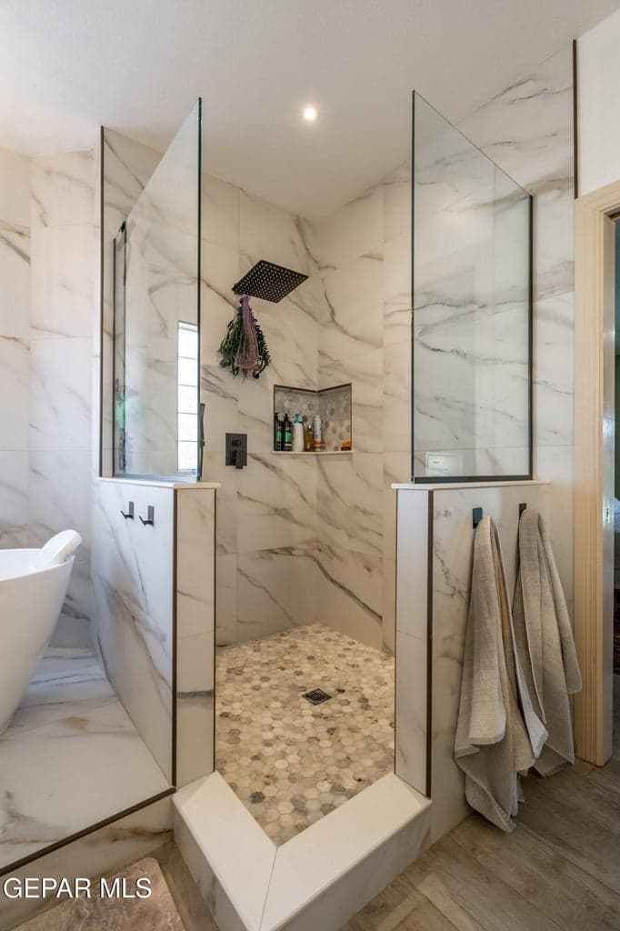 32_Primary-Bath-Shower-Frameless-Glass