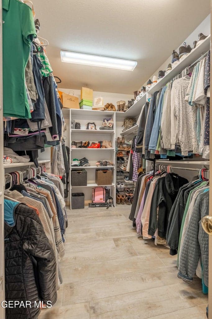 34_Walk-In-Master-Closet