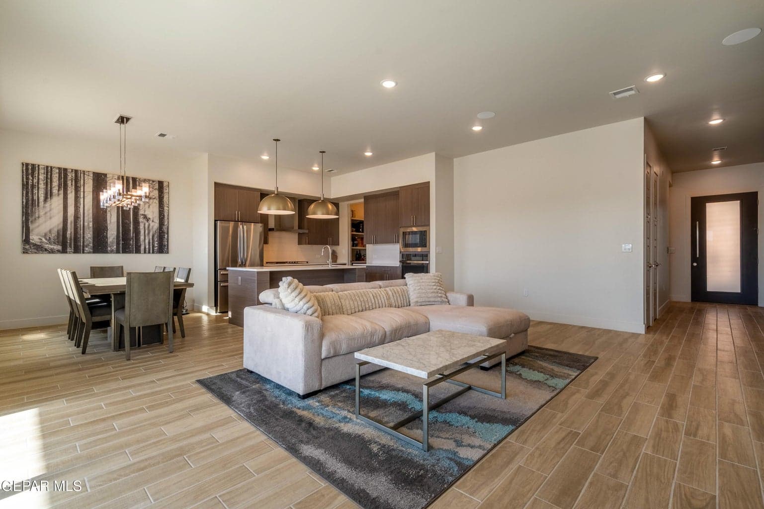 Photo of 824 Durham Way