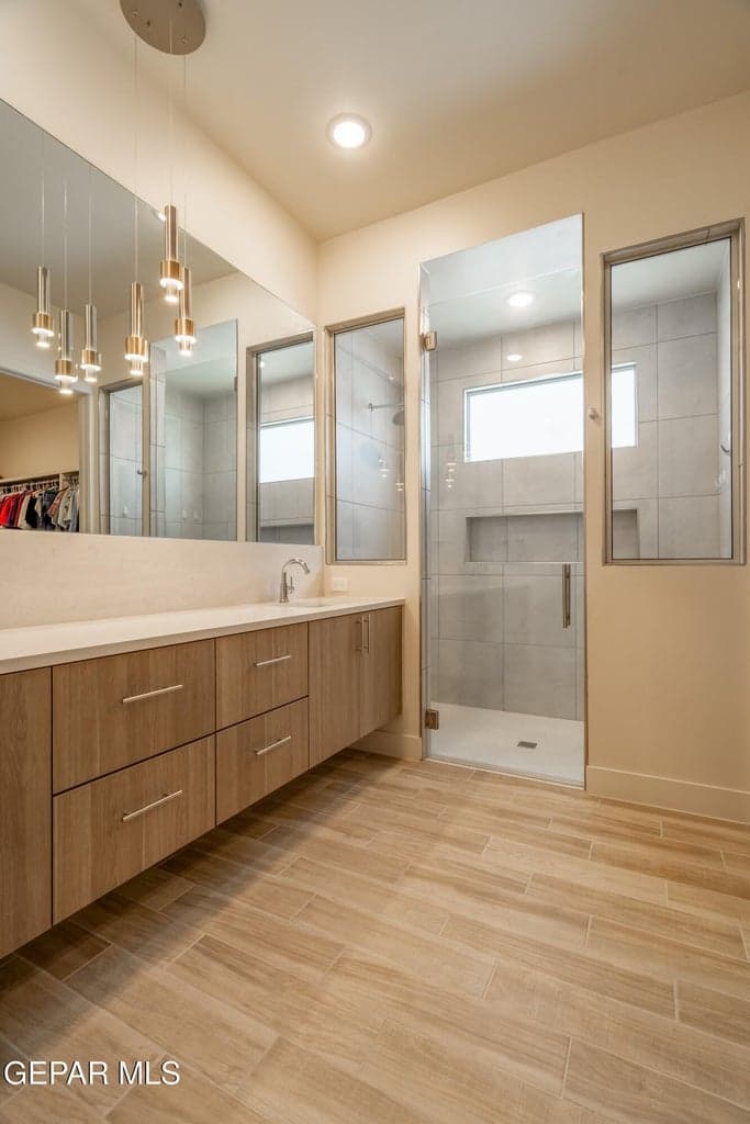 Photo of 824 Durham Way