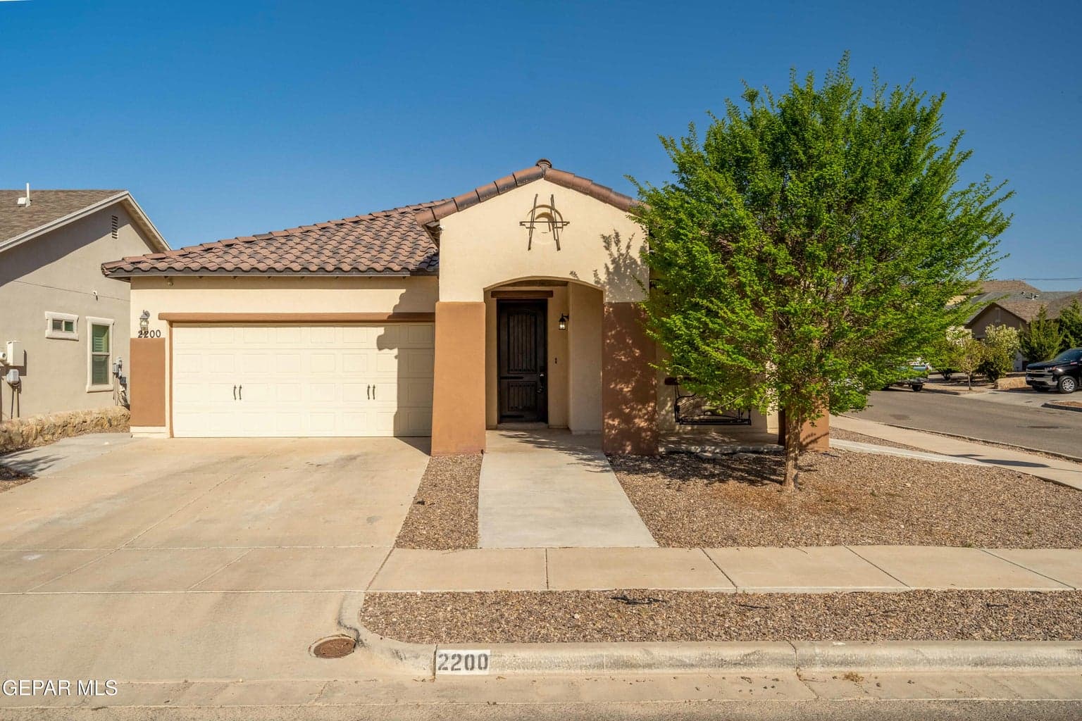 2200 Willie Mier Street