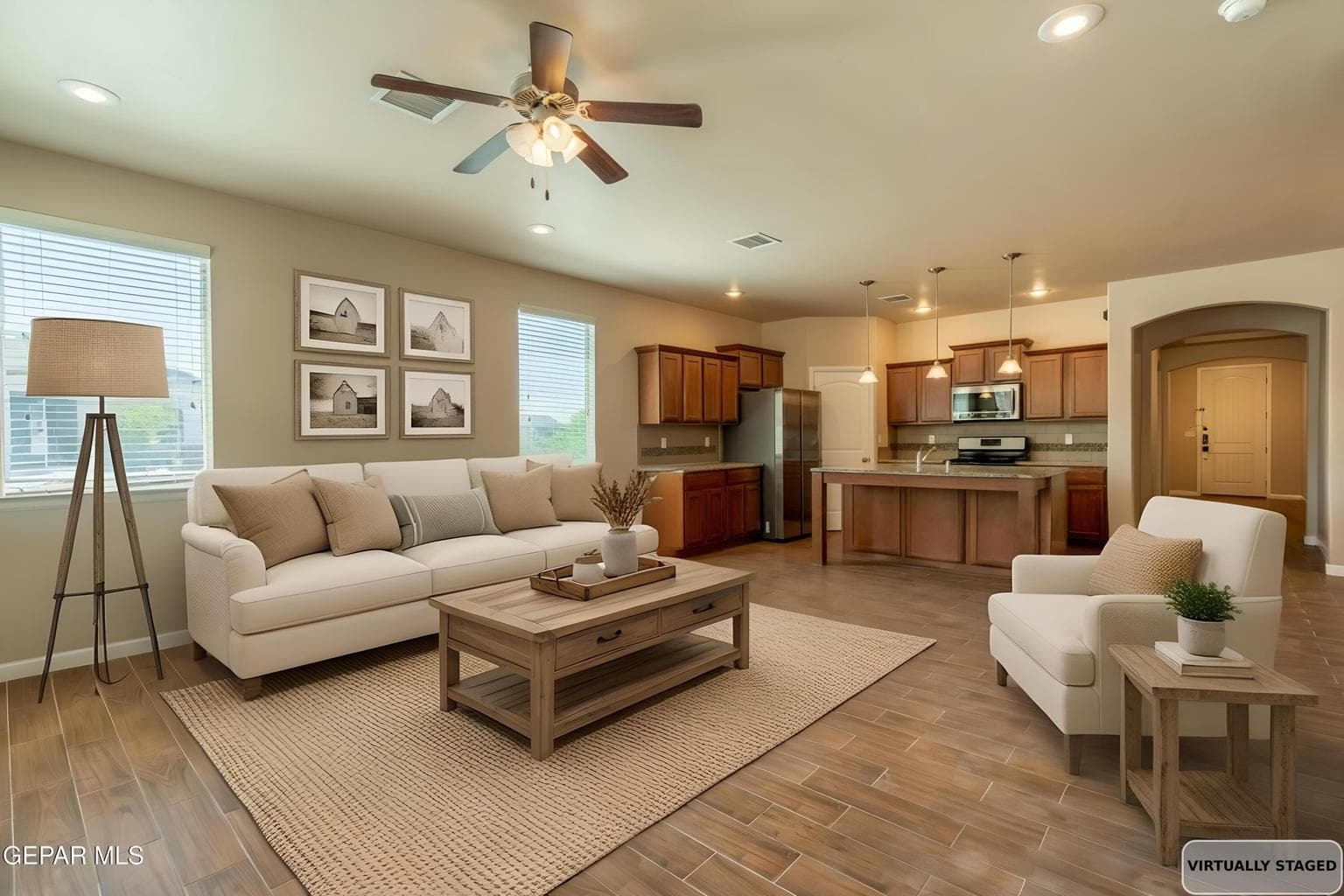 2200 Willie Mier-living-room