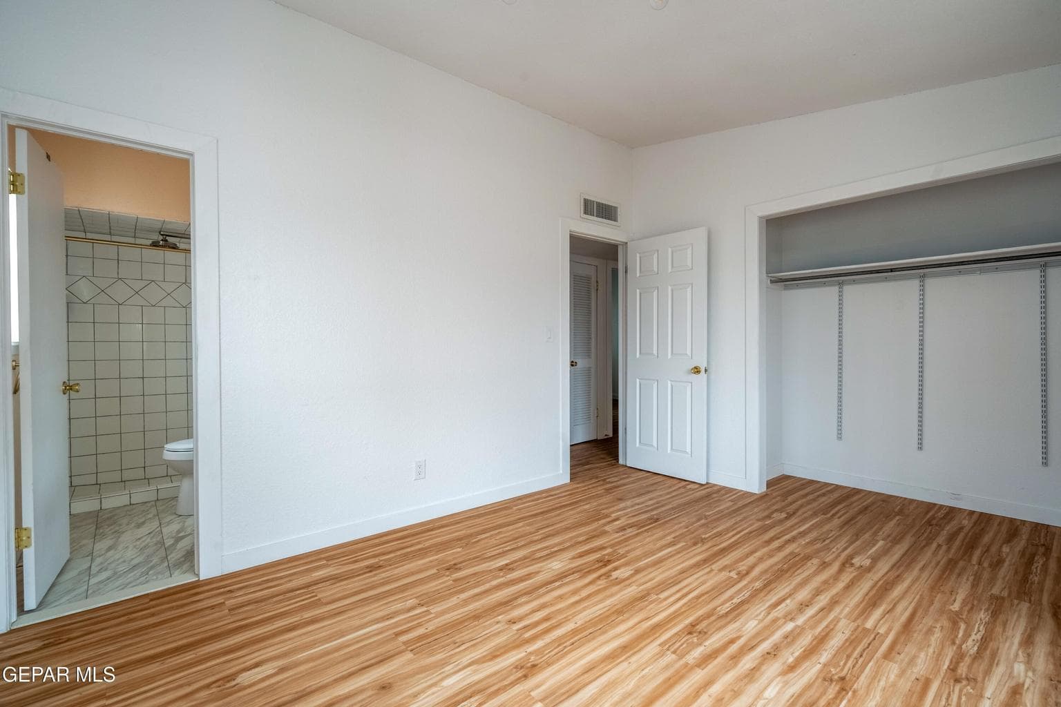 904 Oneida-28
