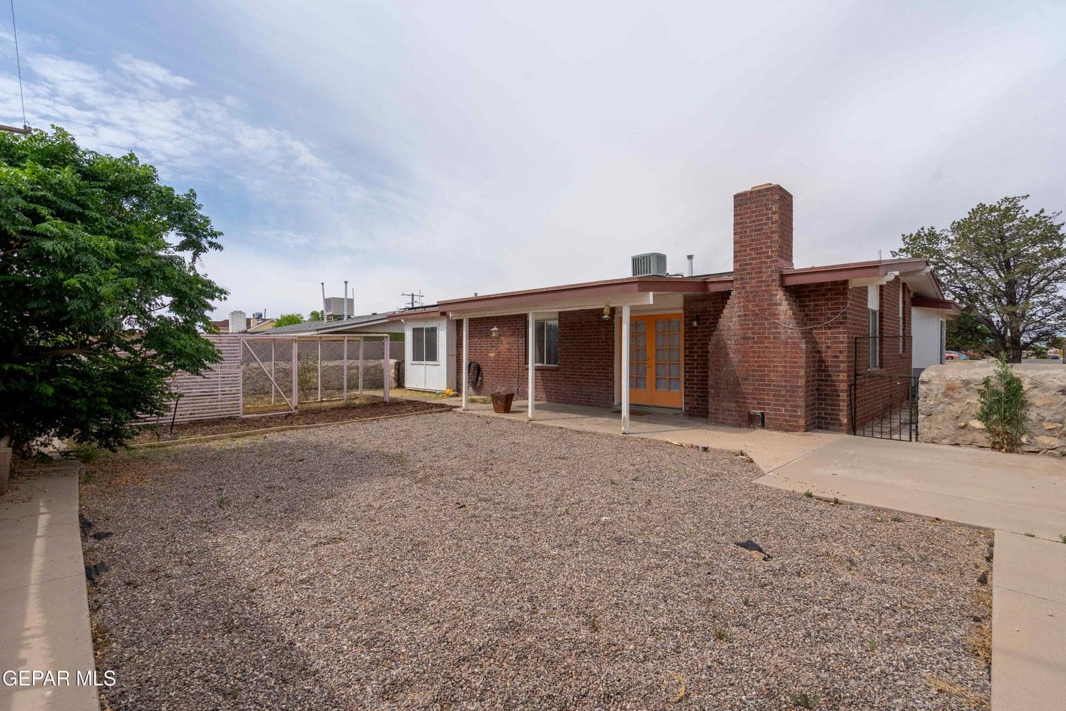 904 Oneida-37